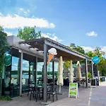 Ukiel Park 30 Przy Plazy Miejskiej - Klimatyzacja,free Parking,fv Апартаменты