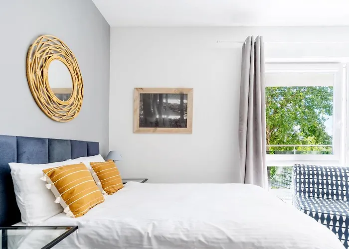 Apartment Ukiel Park 30 Przy Plazy Miejskiej - Klimatyzacja,free Parking,fv