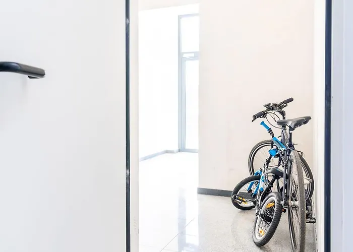 Ukiel Park 30 Przy Plazy Miejskiej - Klimatyzacja,free Parking,fv Apartment